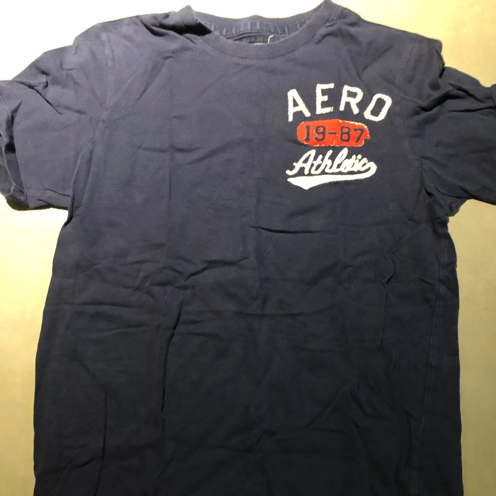 Mens medium Aero tshirt